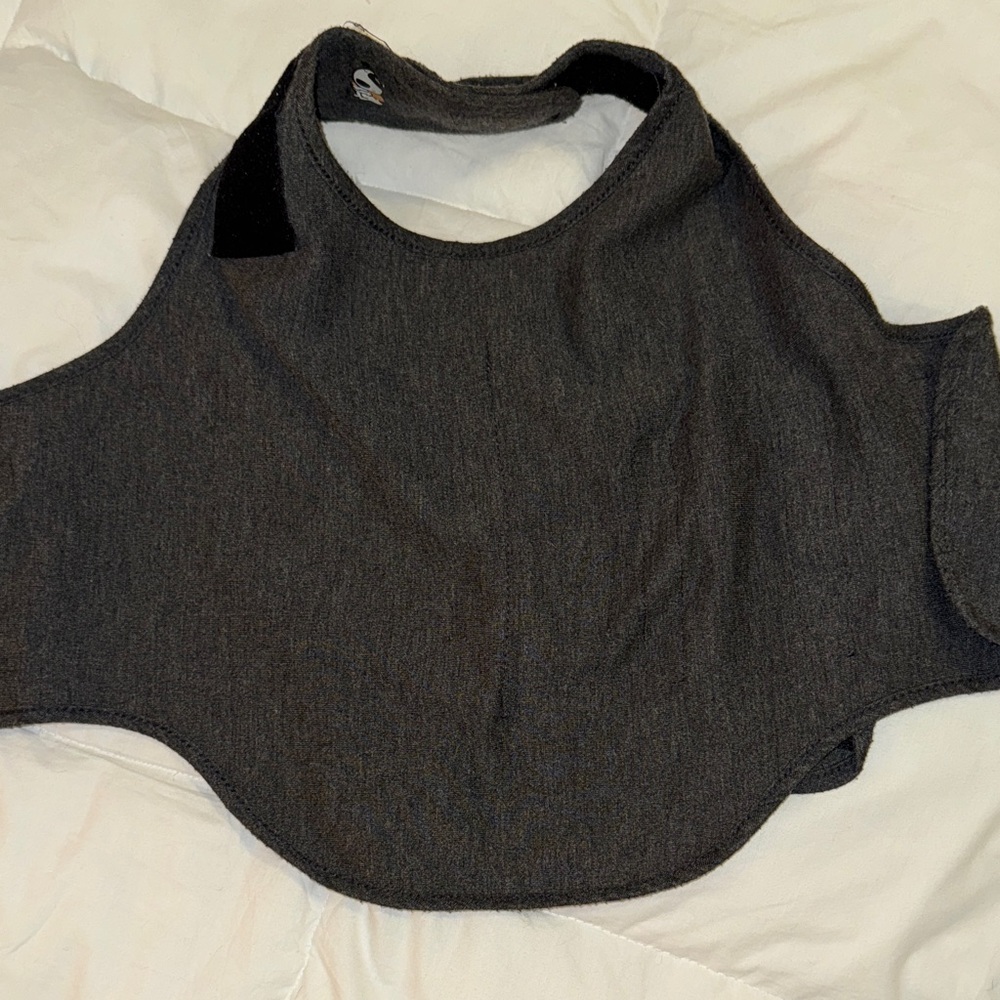 ThunderShirt Charcoal Gray Dog  Shirt for Rainstorms, Thunder, Rain, Alarms. Sm.